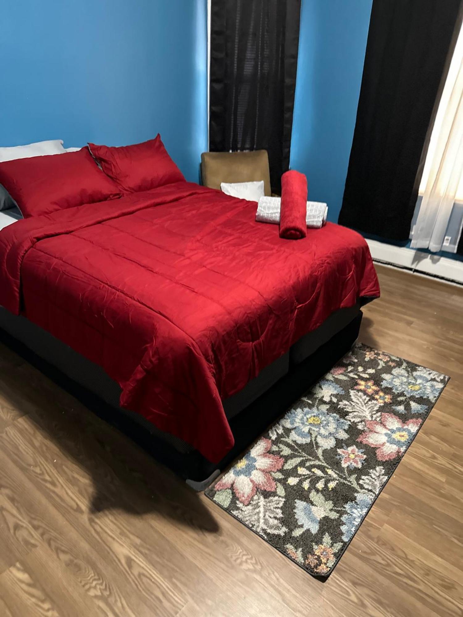 Fidelia Garnet Room, Queen Bed Minutes From Newark Liberty International Airport And Newark Penn Station Extérieur photo